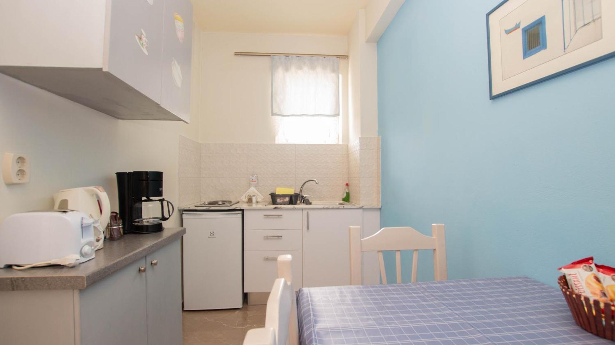 تولو Akrotopi Apartments & Studios الغرفة الصورة